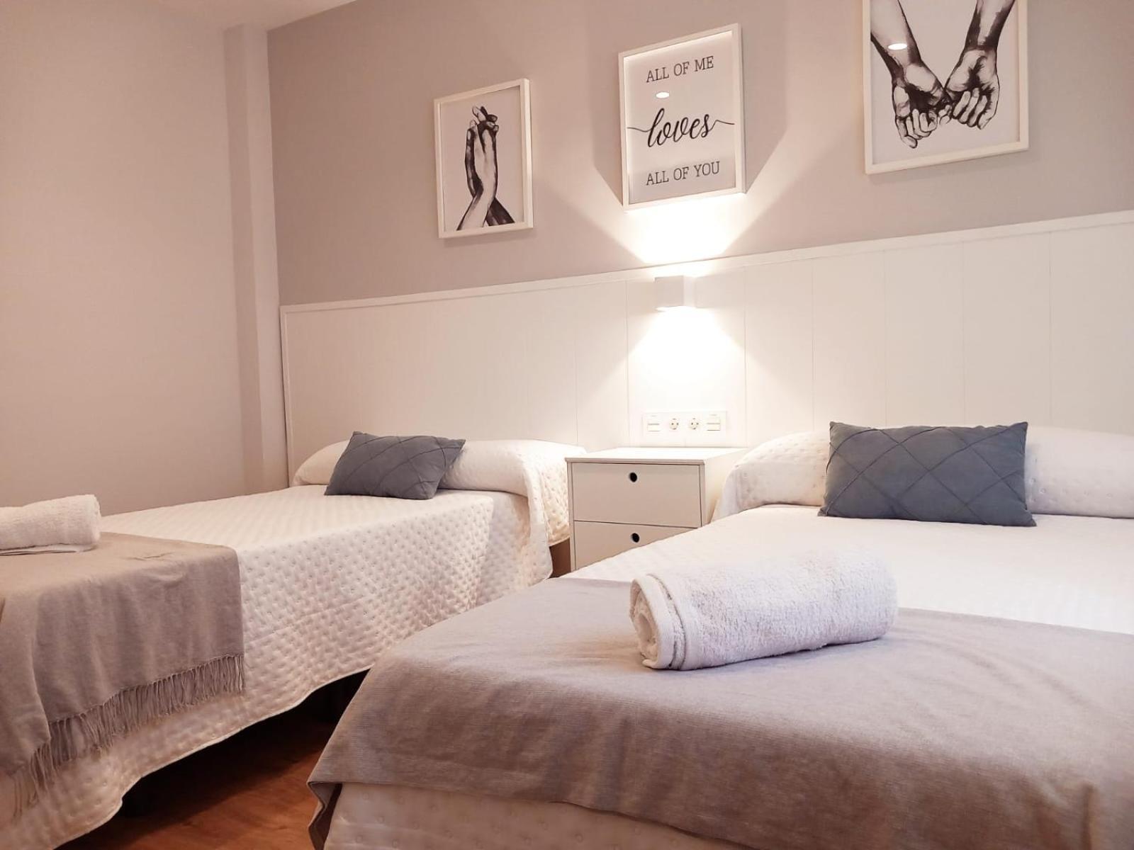 Apartamento Turistico Palacio De Los Deportes Granada Eksteriør billede